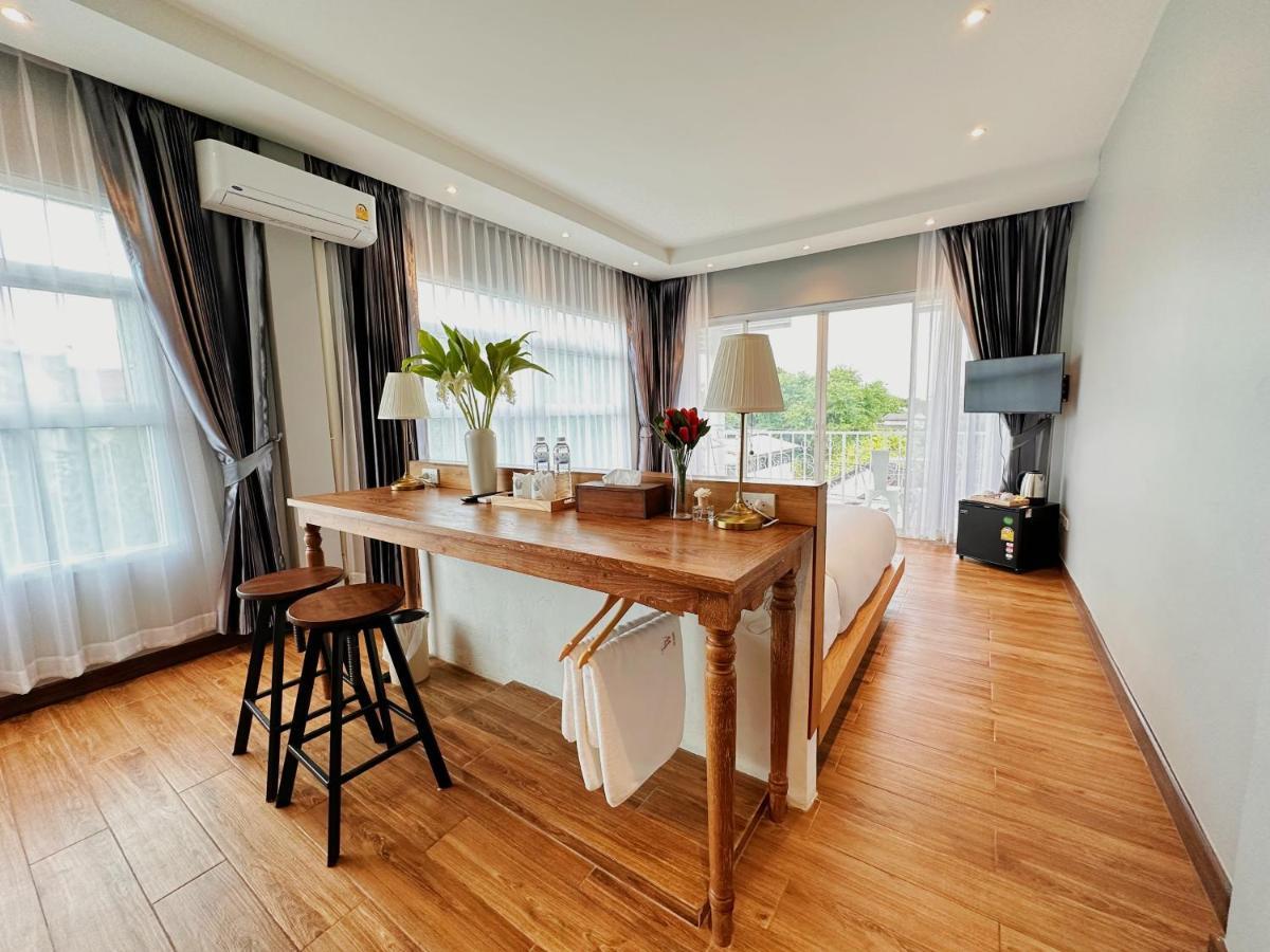 The White House Rachamankha เดอะ ไวท์เฮ้าส์ ราชมรรคา Hostel Chiang Mai Ngoại thất bức ảnh