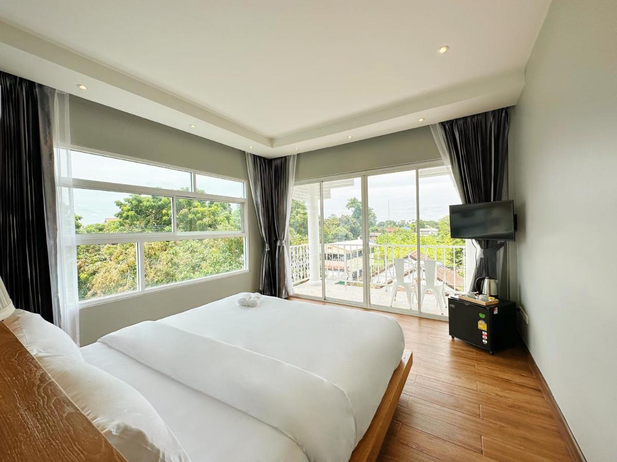 The White House Rachamankha เดอะ ไวท์เฮ้าส์ ราชมรรคา Hostel Chiang Mai Ngoại thất bức ảnh